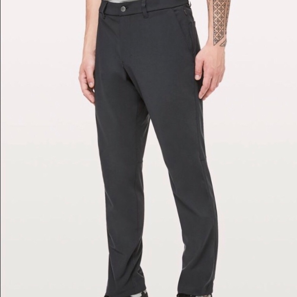 Lululemon pants 32 x 32 like new condition